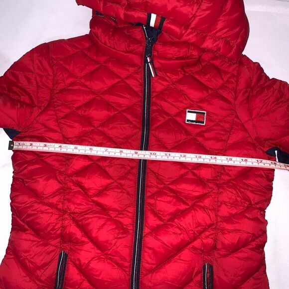 Tommy Hilfiger Women's Packable Hooded Puffer  Lightweight Jacket, RED Size XS - Picture 14 of 16